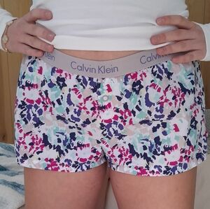 Calvin Klein Vibrant Print Logo Waist Sleep Shorts-Lounge Size Small